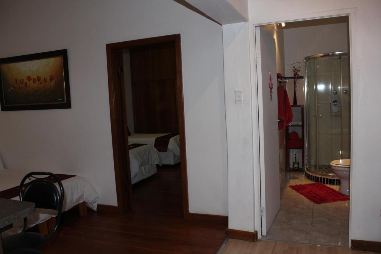 Villelodge Accommodation Lüderitz エクステリア 写真