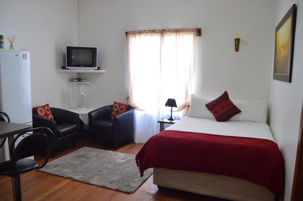 Villelodge Accommodation Lüderitz エクステリア 写真