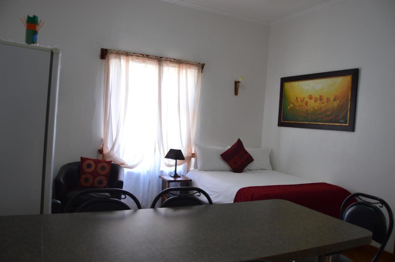 Villelodge Accommodation Lüderitz エクステリア 写真