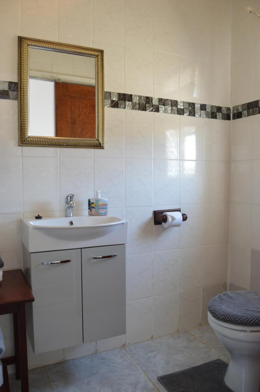Villelodge Accommodation Lüderitz エクステリア 写真