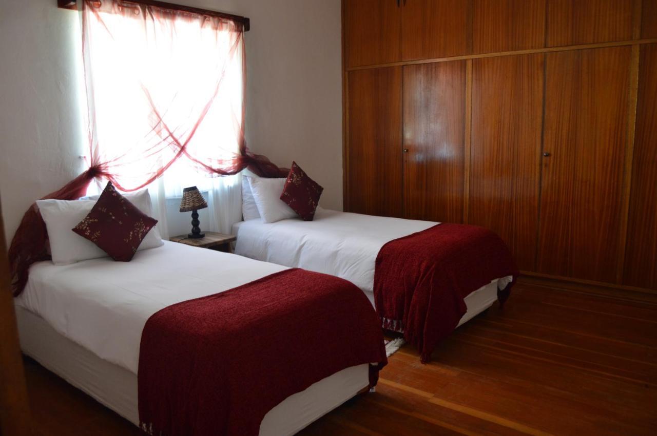 Villelodge Accommodation Lüderitz エクステリア 写真